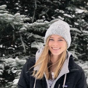 Meet your Posher, Brenna